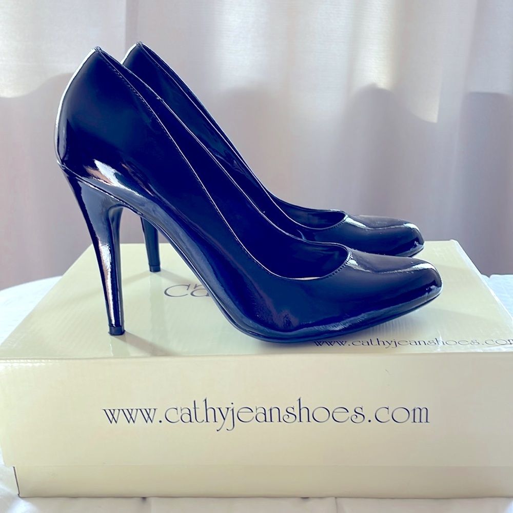 Women’s Black Heels